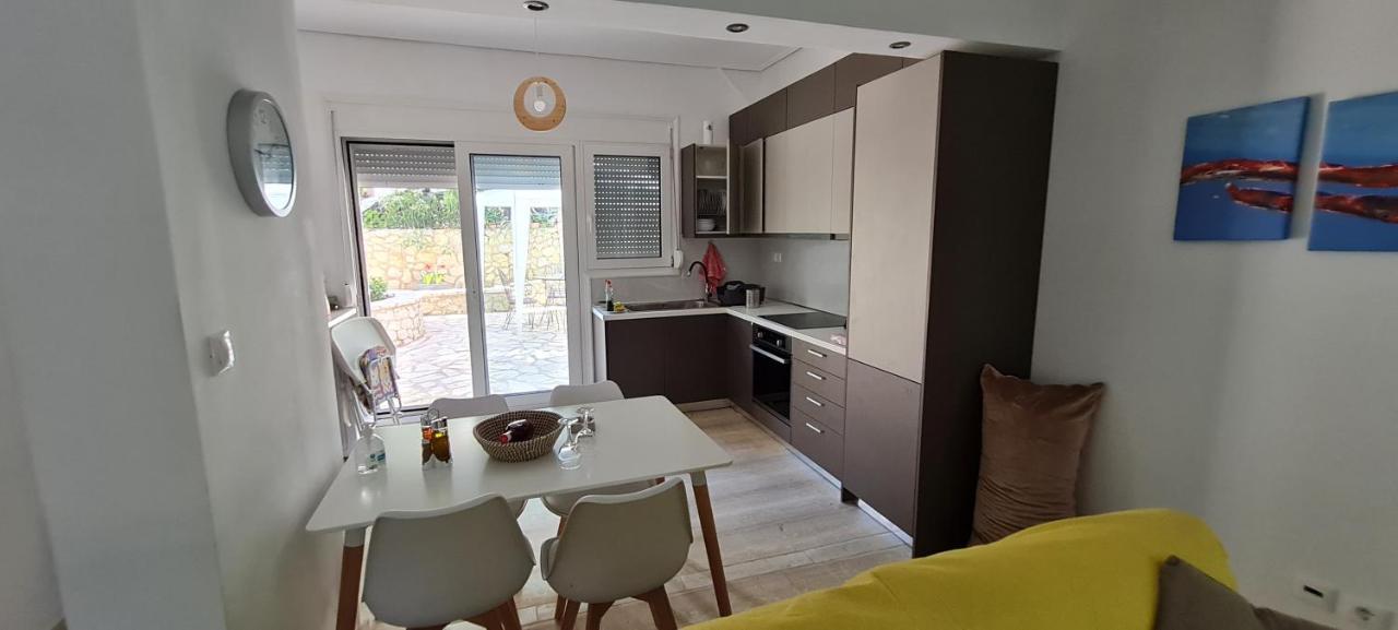 Gerys House Apartment Nikiana Ngoại thất bức ảnh